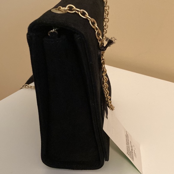 Shanghai tang NWT! Black suede shoulder bag with gold chain - Picture 10 of 14
